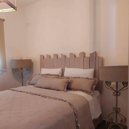 شقة Maya 1, 2 Bedroomed Downstairs مدينة سكياثوس