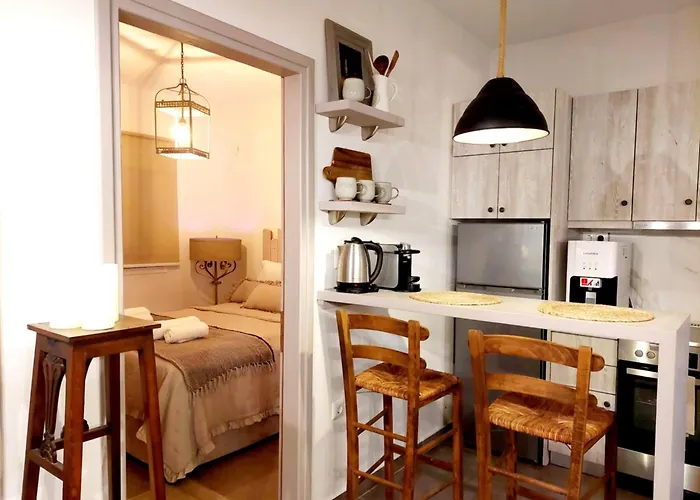 Maya 1, 2 Bedroomed Downstairs 아파트 스키아토스 타운