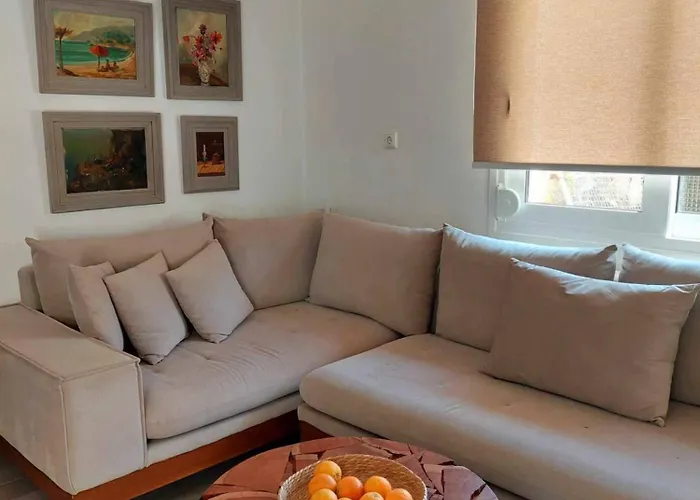 Maya 1, 2 Bedroomed Downstairs 스키아토스 타운