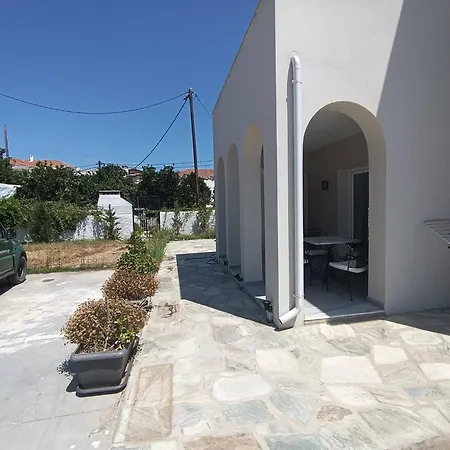 Apartman Maya 1, 2 Bedroomed Downstairs