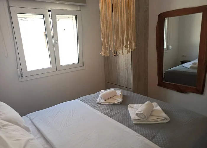 Maya 1, 2 Bedroomed Downstairs *